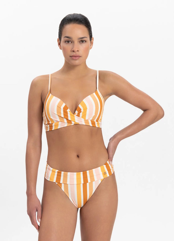 Beachlife Beachlife - Voorgevormde Bikinitop - Overslag - Macaron