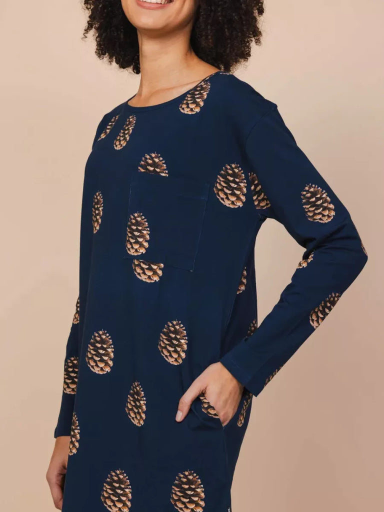 SNURK Snurk - Long Sleeve Dress - Pinecones - Dark Blue