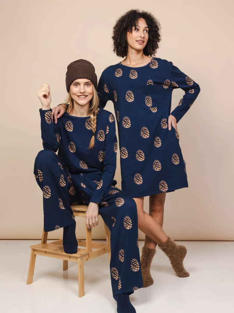 SNURK Snurk - Long Sleeve Dress - Pinecones - Dark Blue